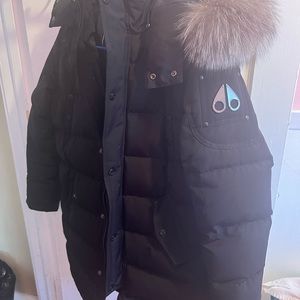 Moose Knuckles Coat .. Boys Large